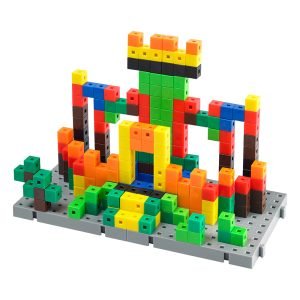 Ensemble d'activités de cubes imbriqués