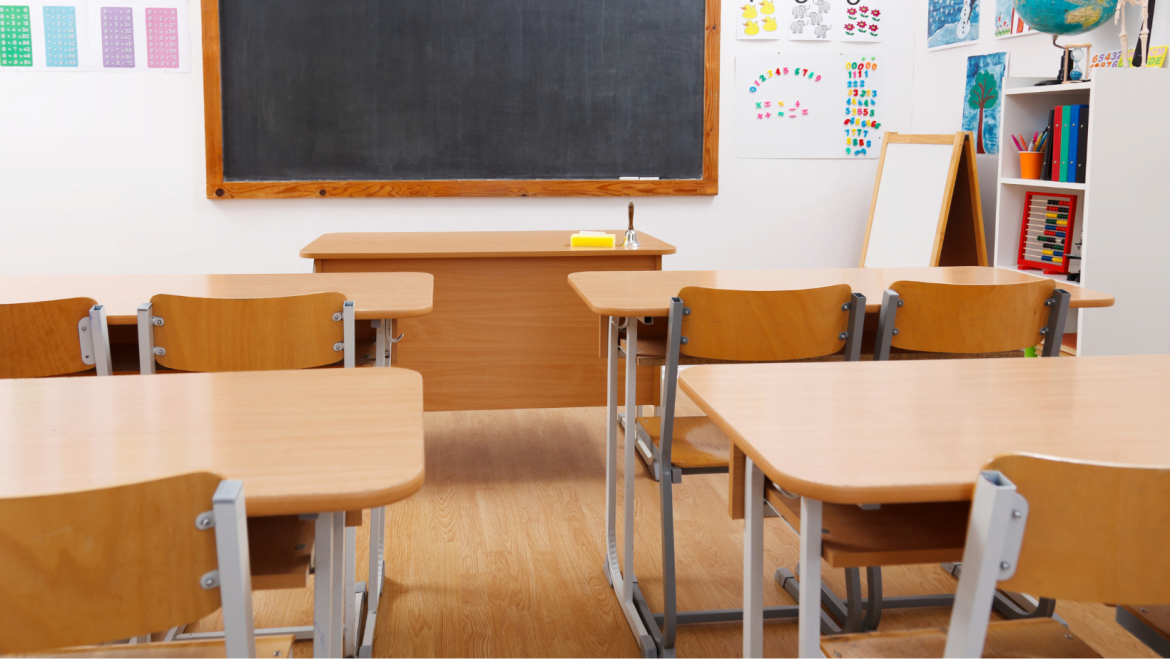 Mobilier Scolaire et Technologie